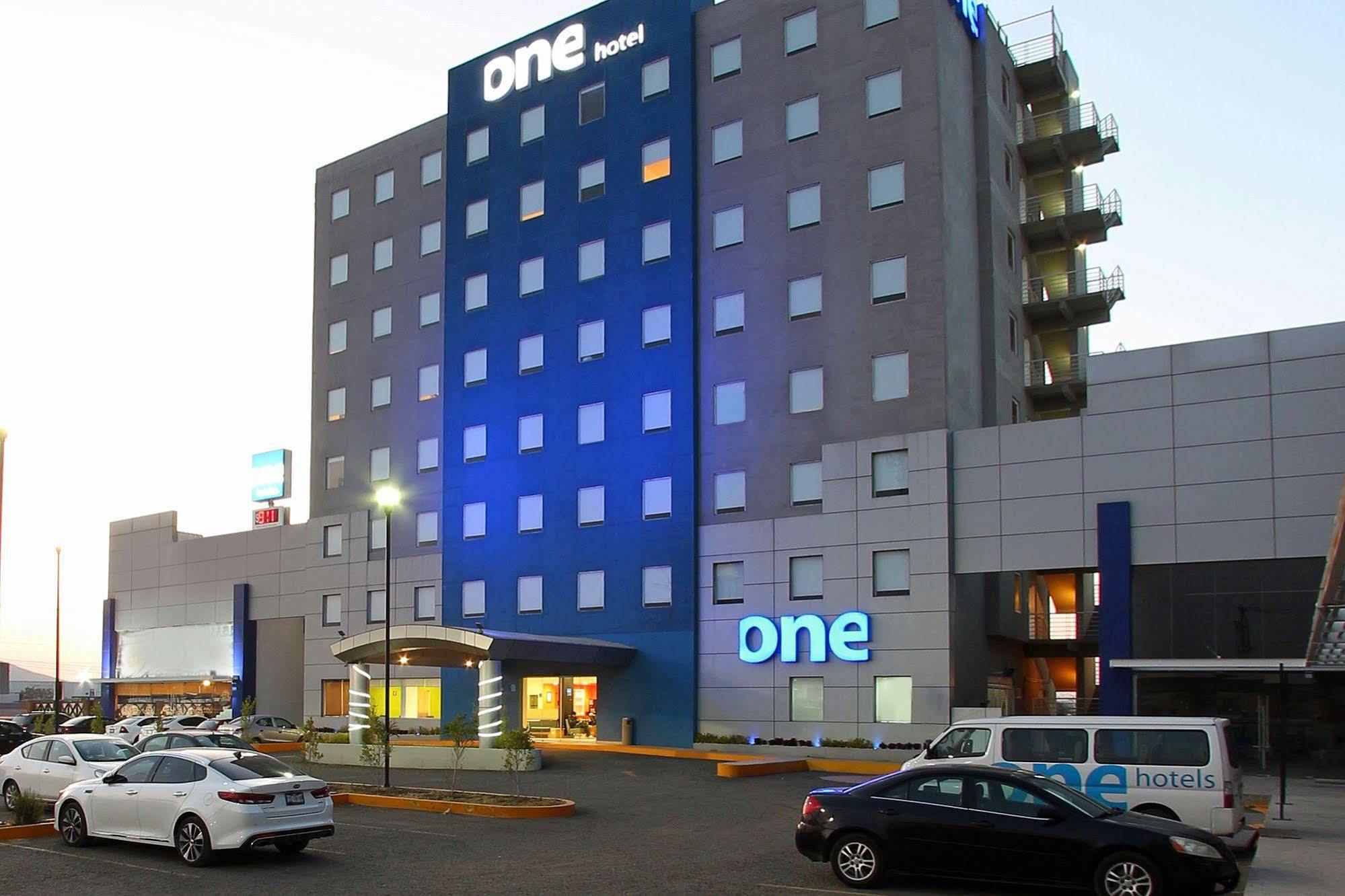 One Queretaro Aeropuerto Hotel El Coyote Kültér fotó