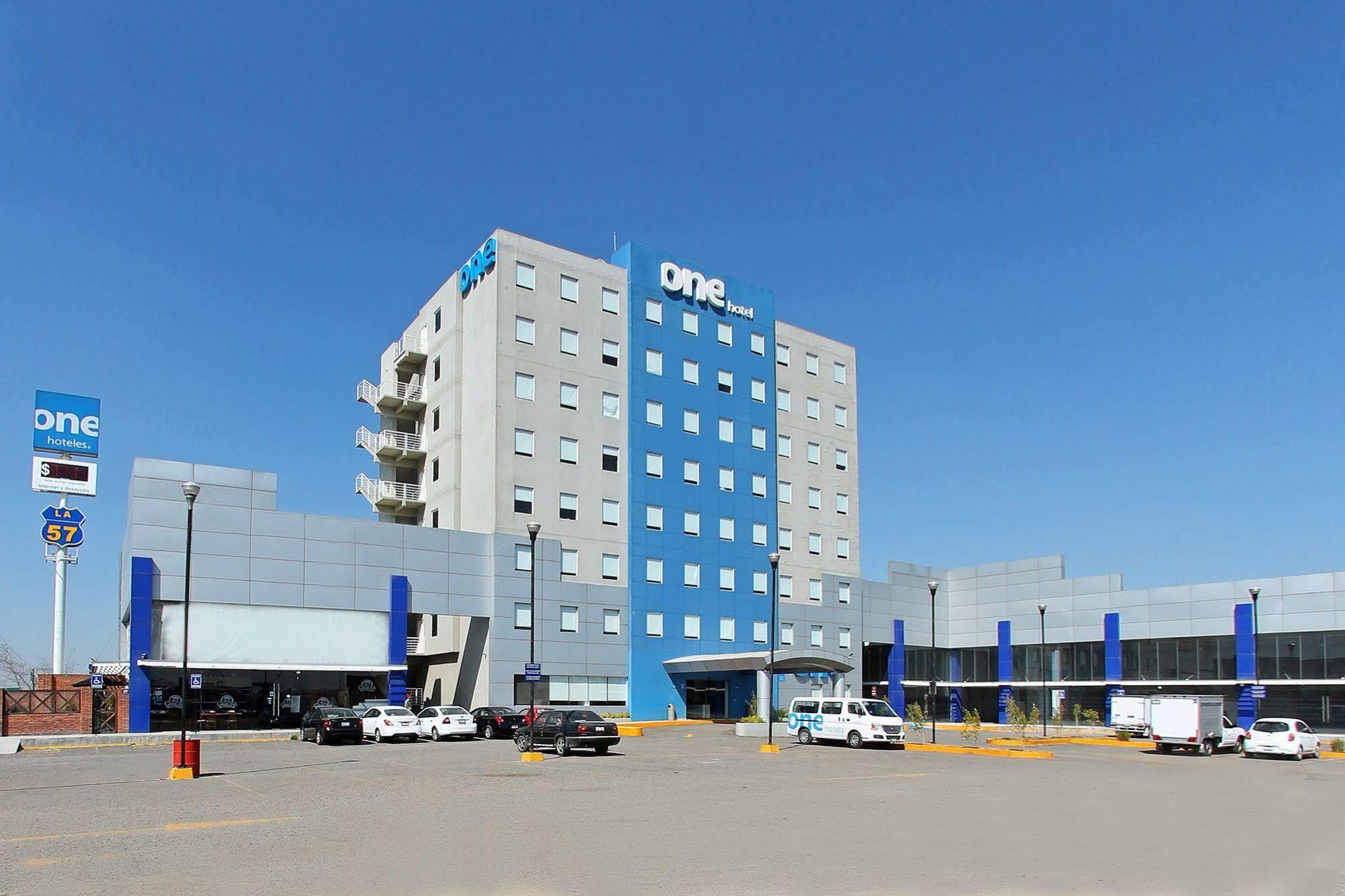 One Queretaro Aeropuerto Hotel El Coyote Kültér fotó